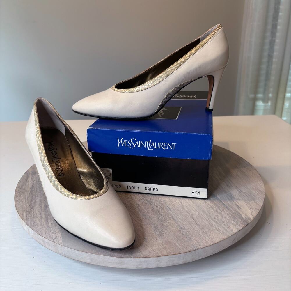 Vintage Yves Saint Laurent Women’s Cream Leather Pumps Heels Shoes US Size 8.5